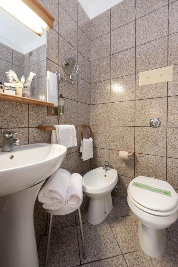 Camelia Rooms Venice Guesthouse Mestre Exterior photo