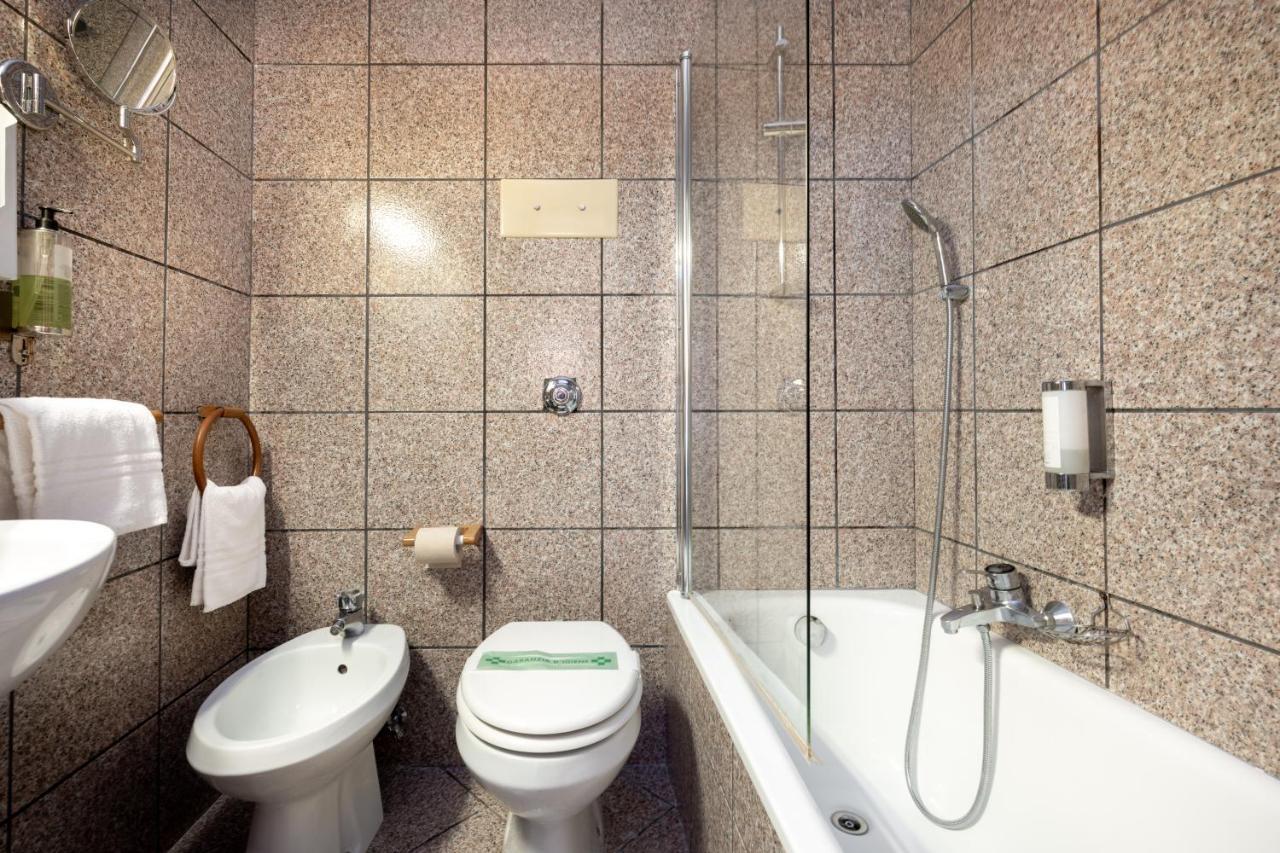 Camelia Rooms Venice Guesthouse Mestre Exterior photo