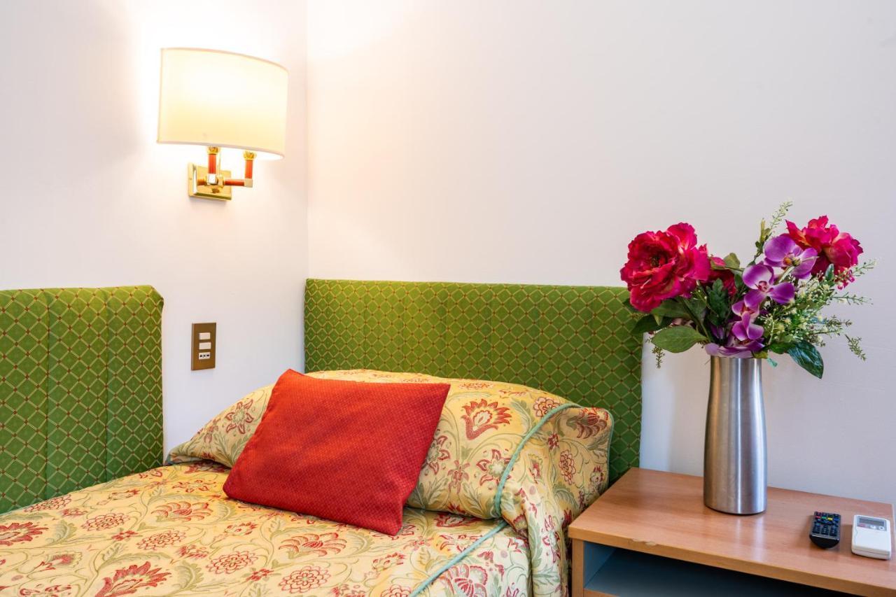 Camelia Rooms Venice Guesthouse Mestre Exterior photo