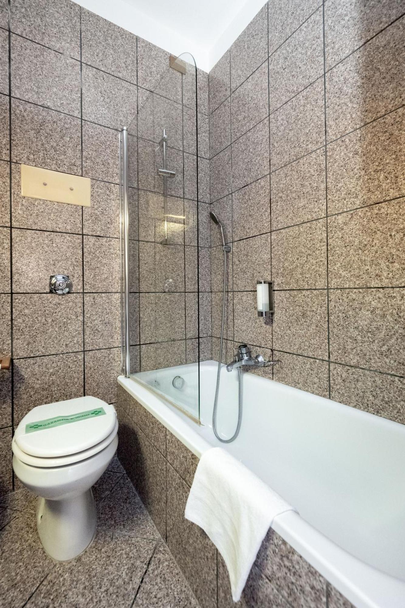 Camelia Rooms Venice Guesthouse Mestre Exterior photo